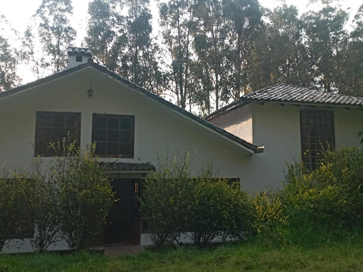 Quinta Los Eucaliptos Vila Quito Exterior foto